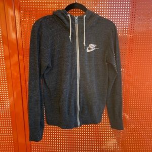 Nike women’s light weight hoodie